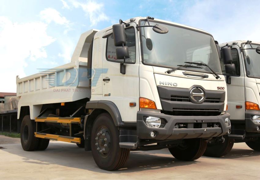 xe ben hino FG8JJ7A 8 tấn 200kg 6.7 khối