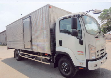 xe tải isuzu thùng kín 6 tấn