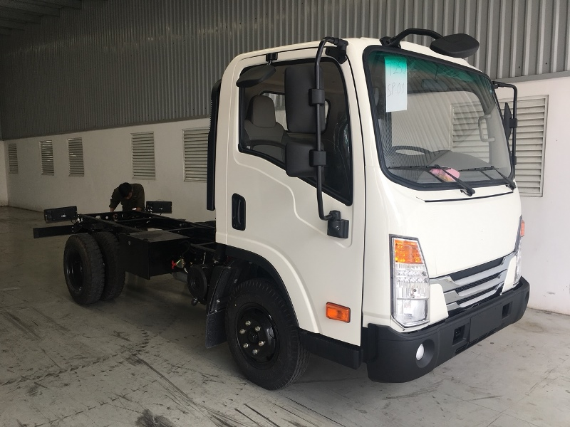 Tera 250 thùng kín 2.5 tấn