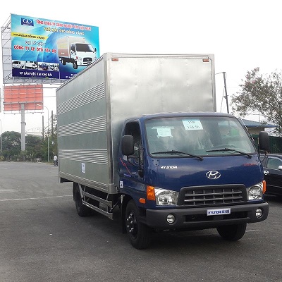 Xe tải hyundai hd72 thùng kín